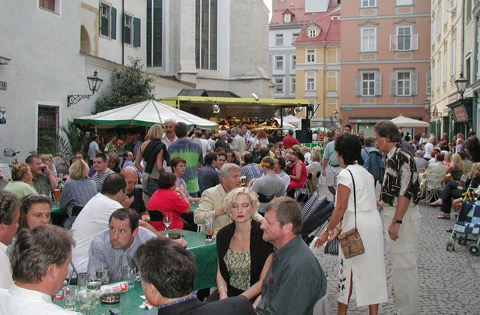 Live am Platz Franziskanerplatz Graz